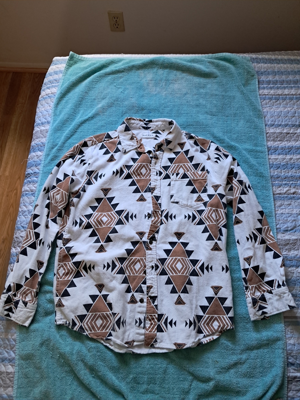 PacSun Men's M Flannel Shirt Aztec Southwestern Tribal Geometric Long Sleeve